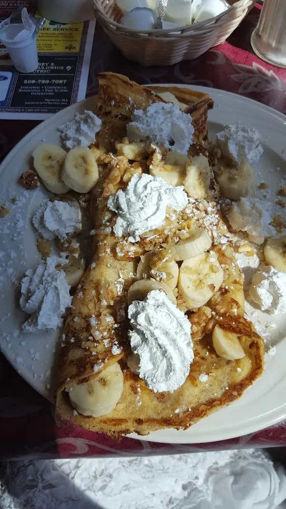 Banana Honey & Nuts Crepe